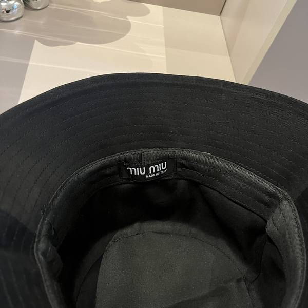 Miu Miu Hat MUH00201 Miu Miu Hat MUH00201
